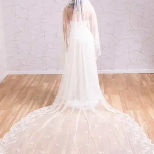 Hand embroidered bride mantle